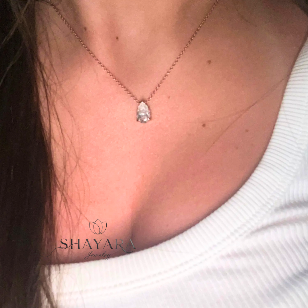 🌹 שרשרת "אהבה נצחית" –אבן יהלום מוייסנייט אובלי
