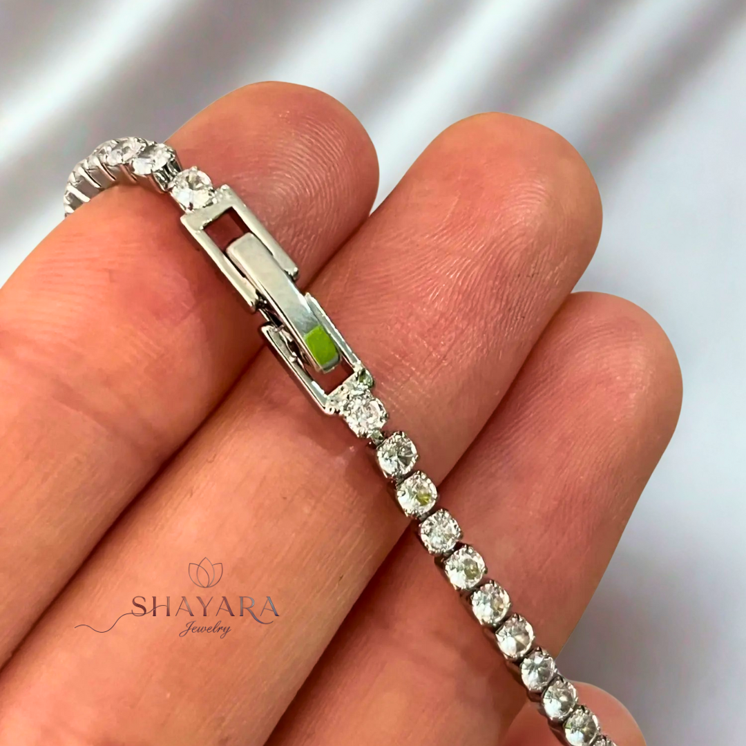 "Silver Spirit – צמיד טניס מכסף טהור בהשראת הטבע"