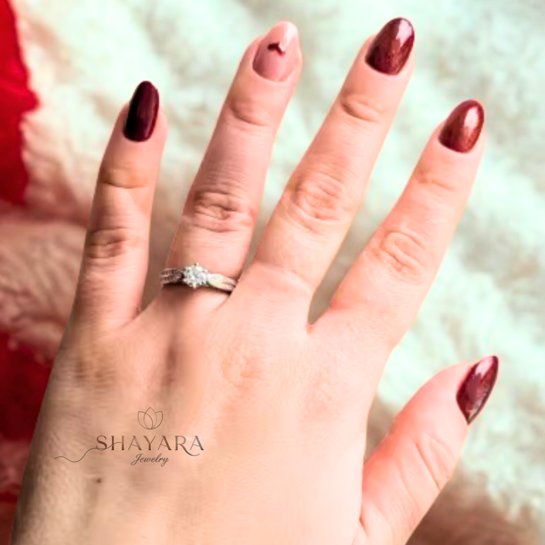 טבעת "Diamond Glow" מבית SHAYARA