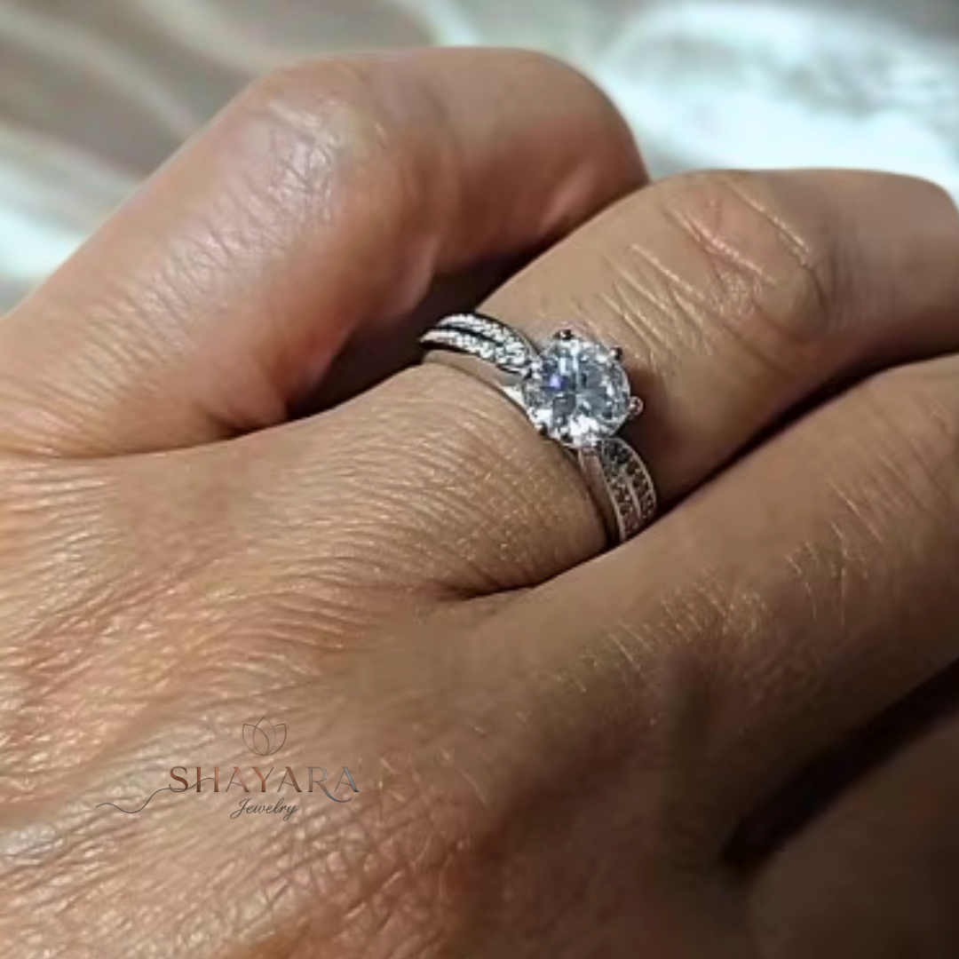טבעת "Diamond Glow" מבית SHAYARA